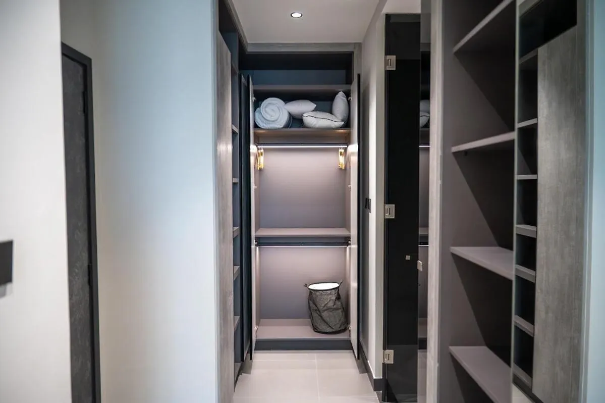 Lux Brand New 1Br In Jlt Apartment Dubai United Arab Emirates